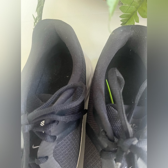 Nike Revolution 6 men’s 14 sneaker shoes black white DC 3728-003 - Picture 4 of 15